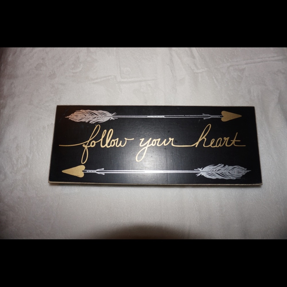 Standup block decor